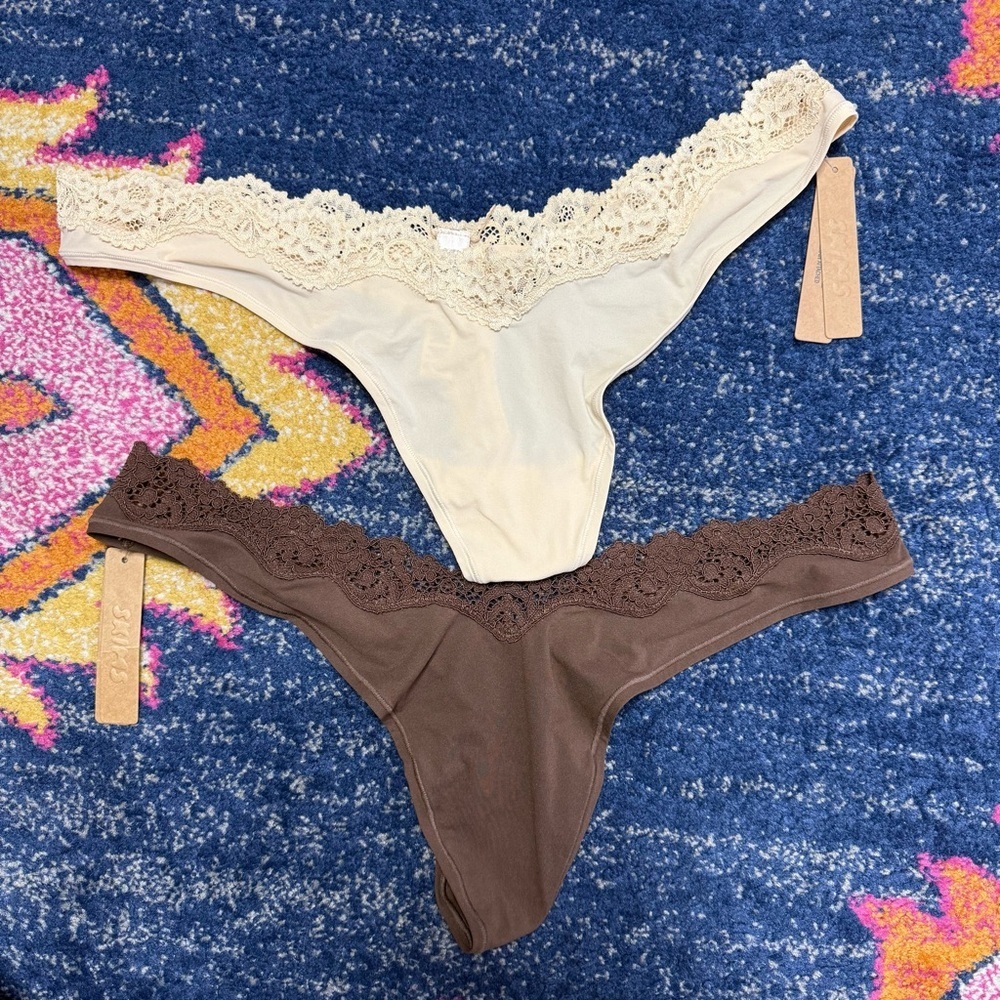 SKIMS Fits Everybody Lace Dipped Thongs (2) NWT sz 3X